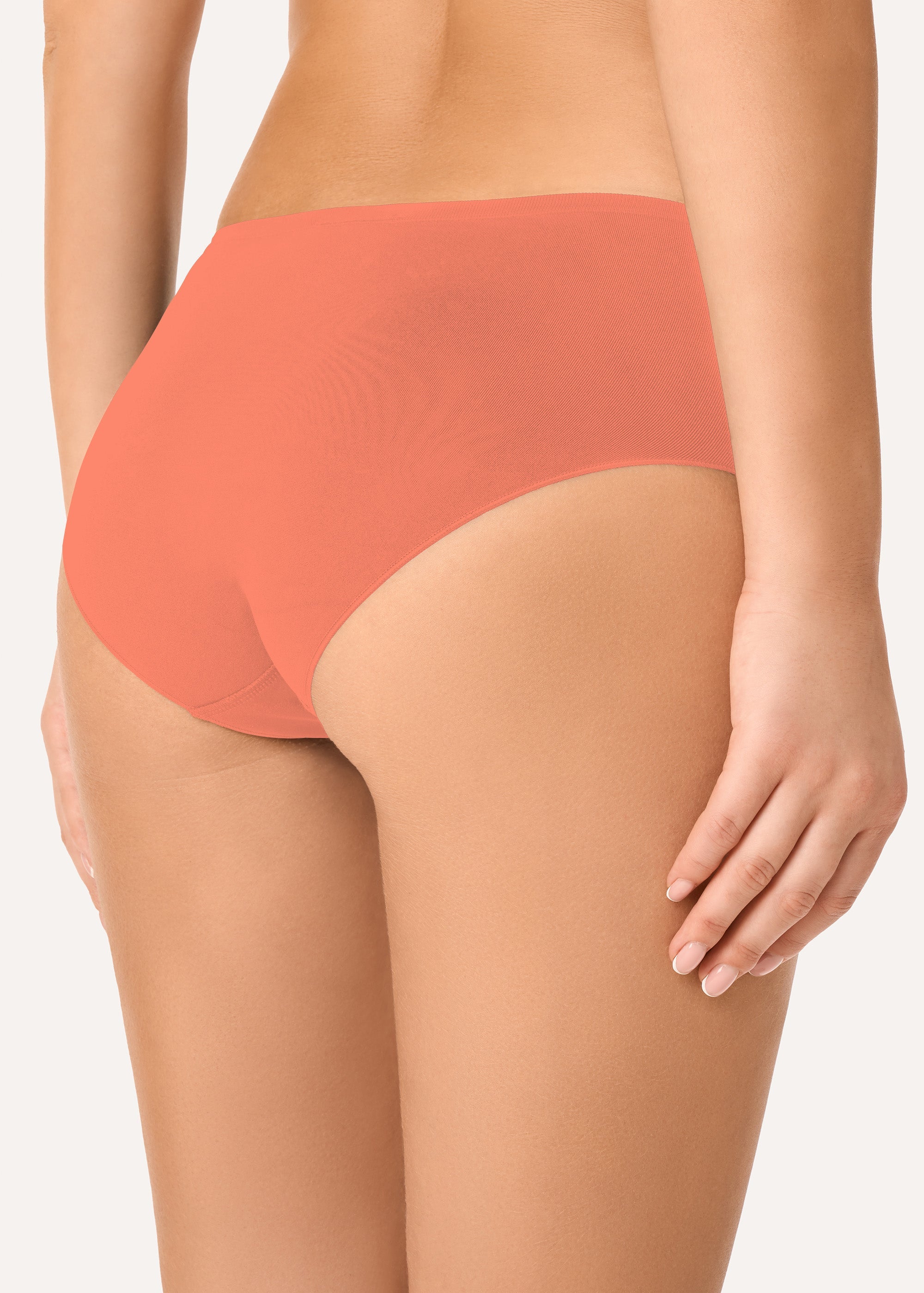 SEAMLESS BRIEFS