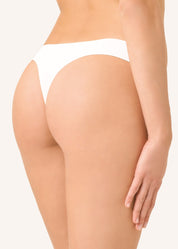 BRAZILIAN RAW CUT