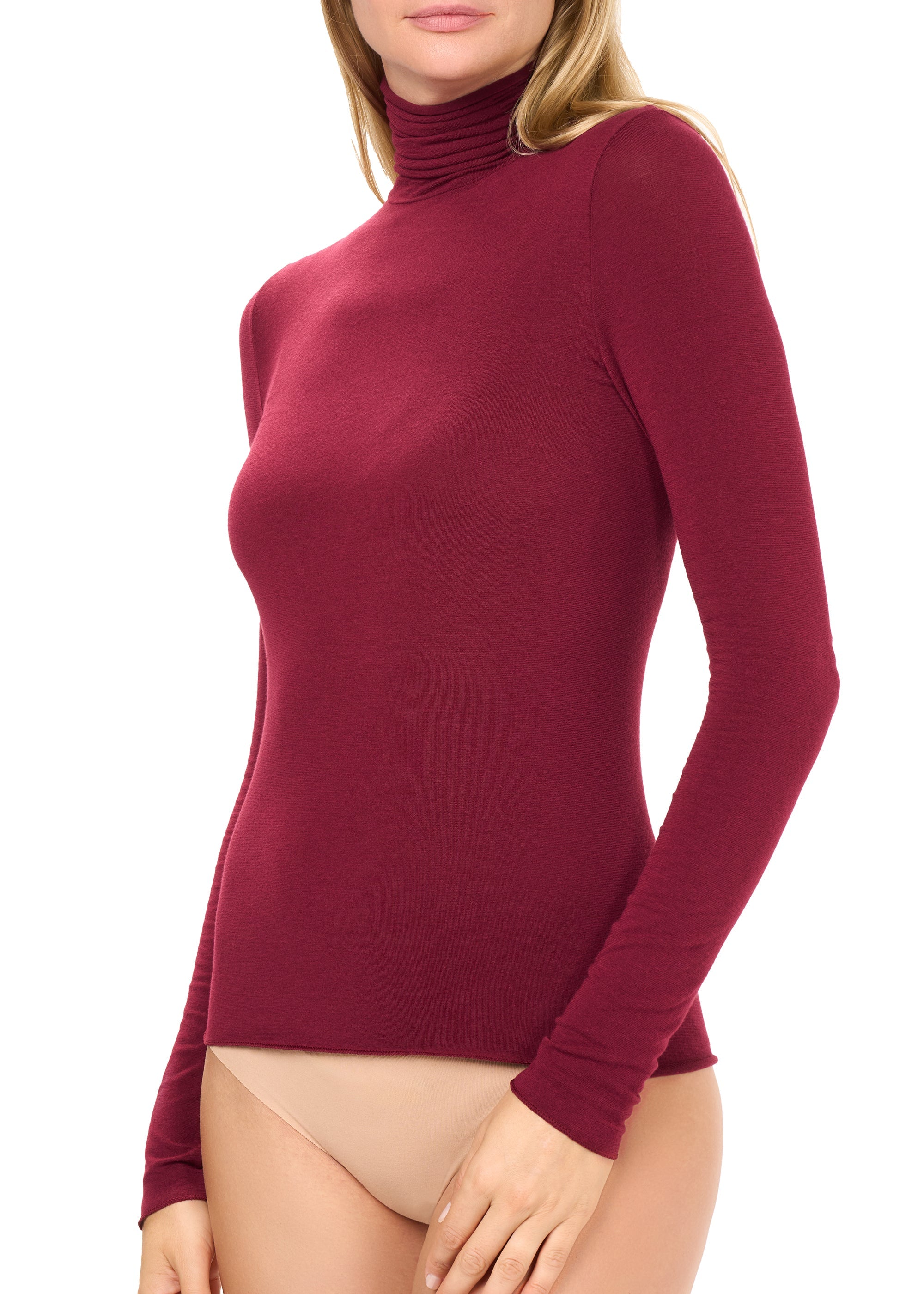 LIGHT CASHMERE TURTLENECK SWEATER